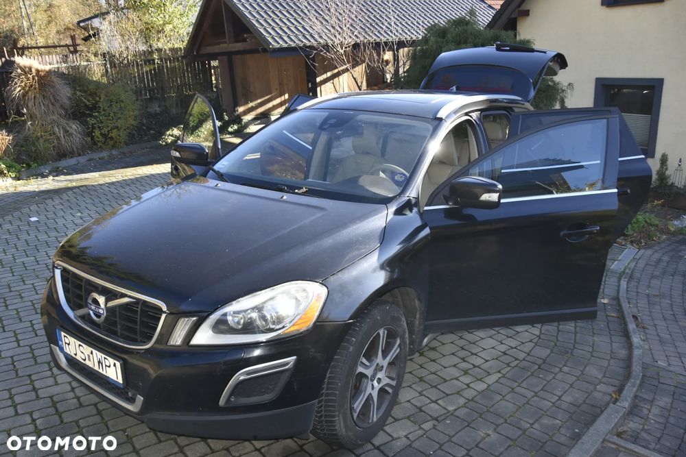 Volvo XC 60 - 8