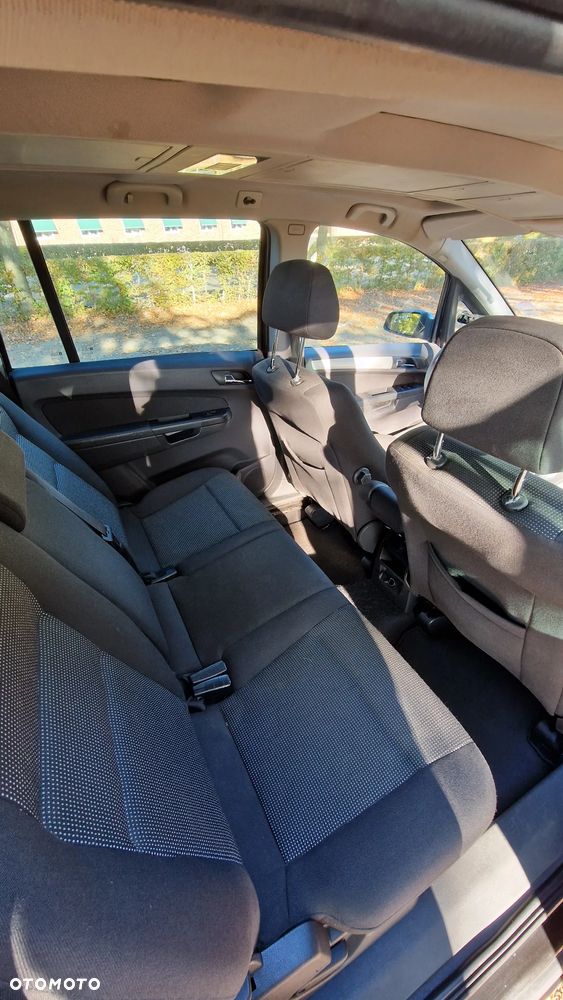 Opel Zafira 1.9 CDTI Cosmo ActiveSelect - 11