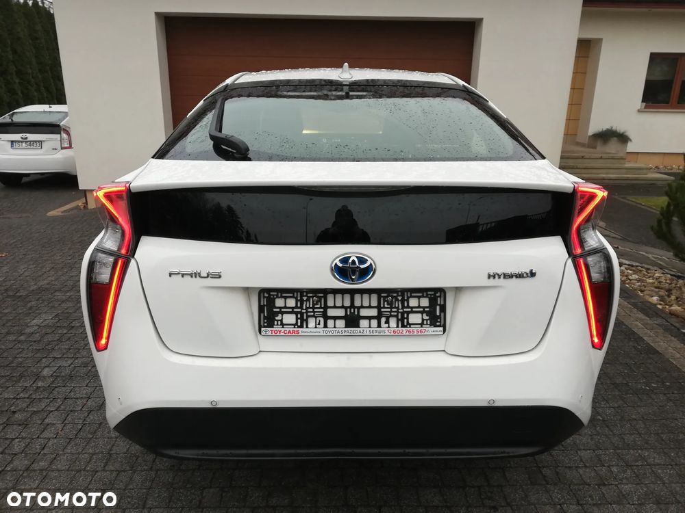 Toyota Prius - 13