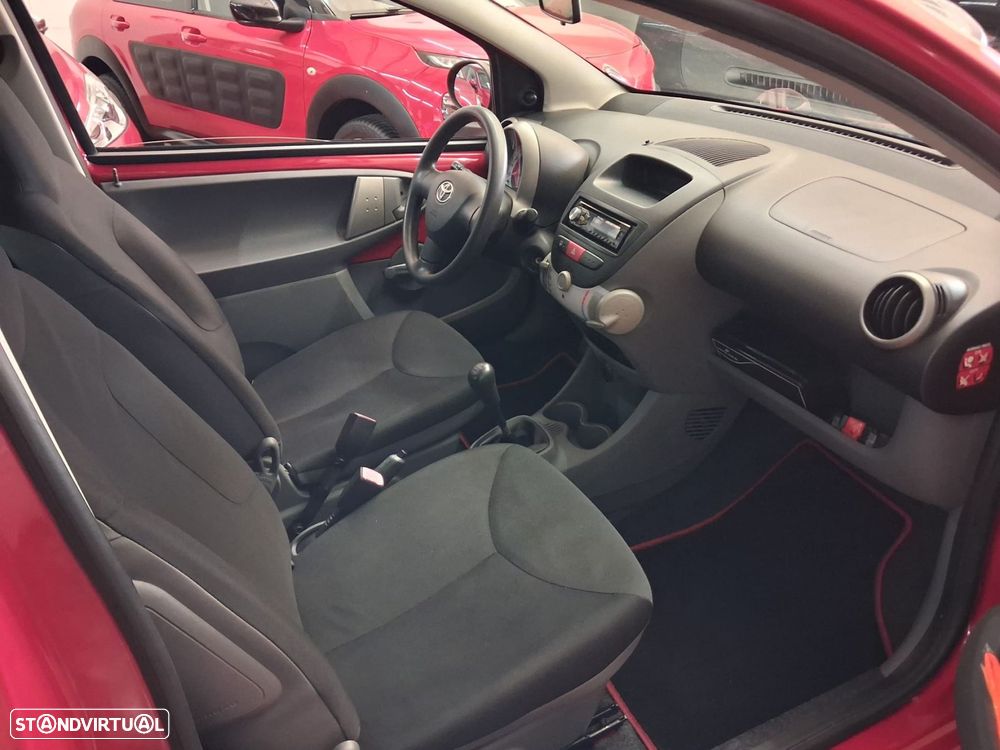 Toyota Aygo 1.0 - 15