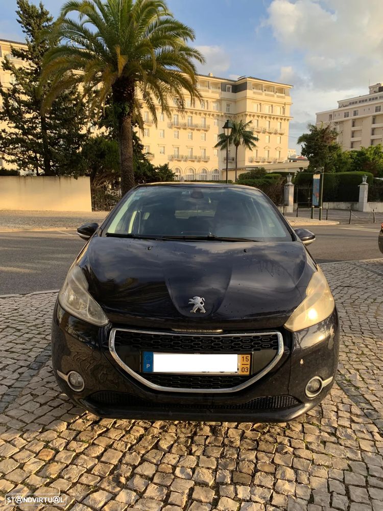 Peugeot 208 1.4 HDi Active - 1