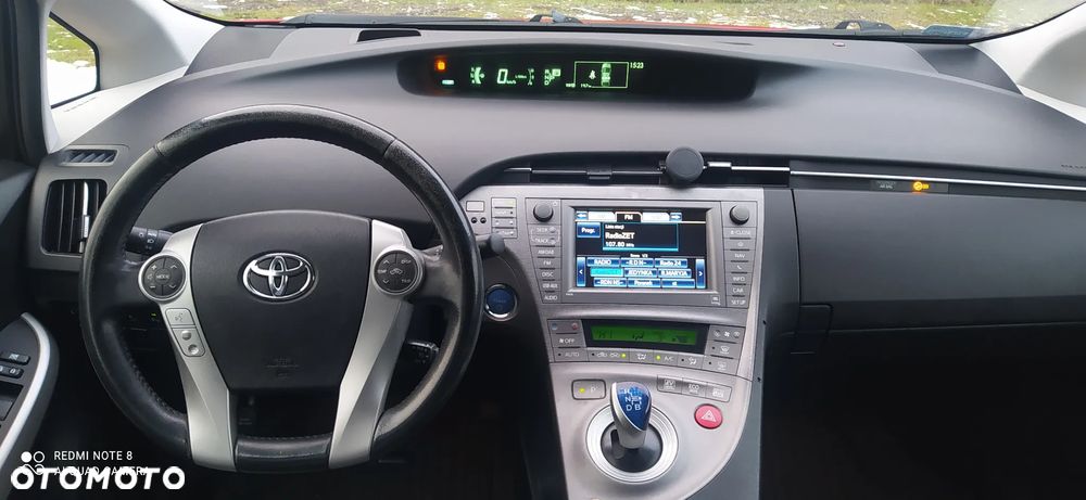 Toyota Prius 1.8 Hybrid Premium - 8