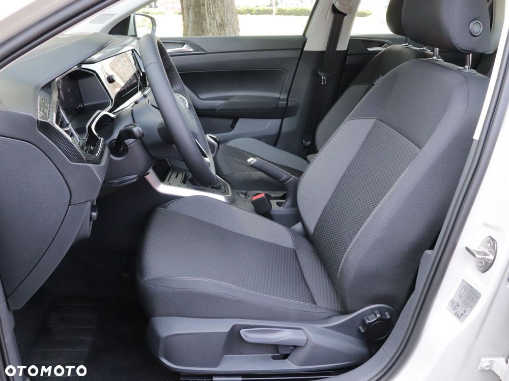 Volkswagen Polo - 12