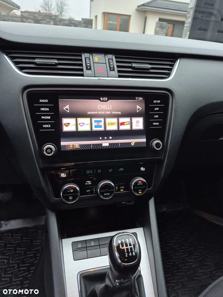 Skoda Octavia 2.0 TDI Style - 10