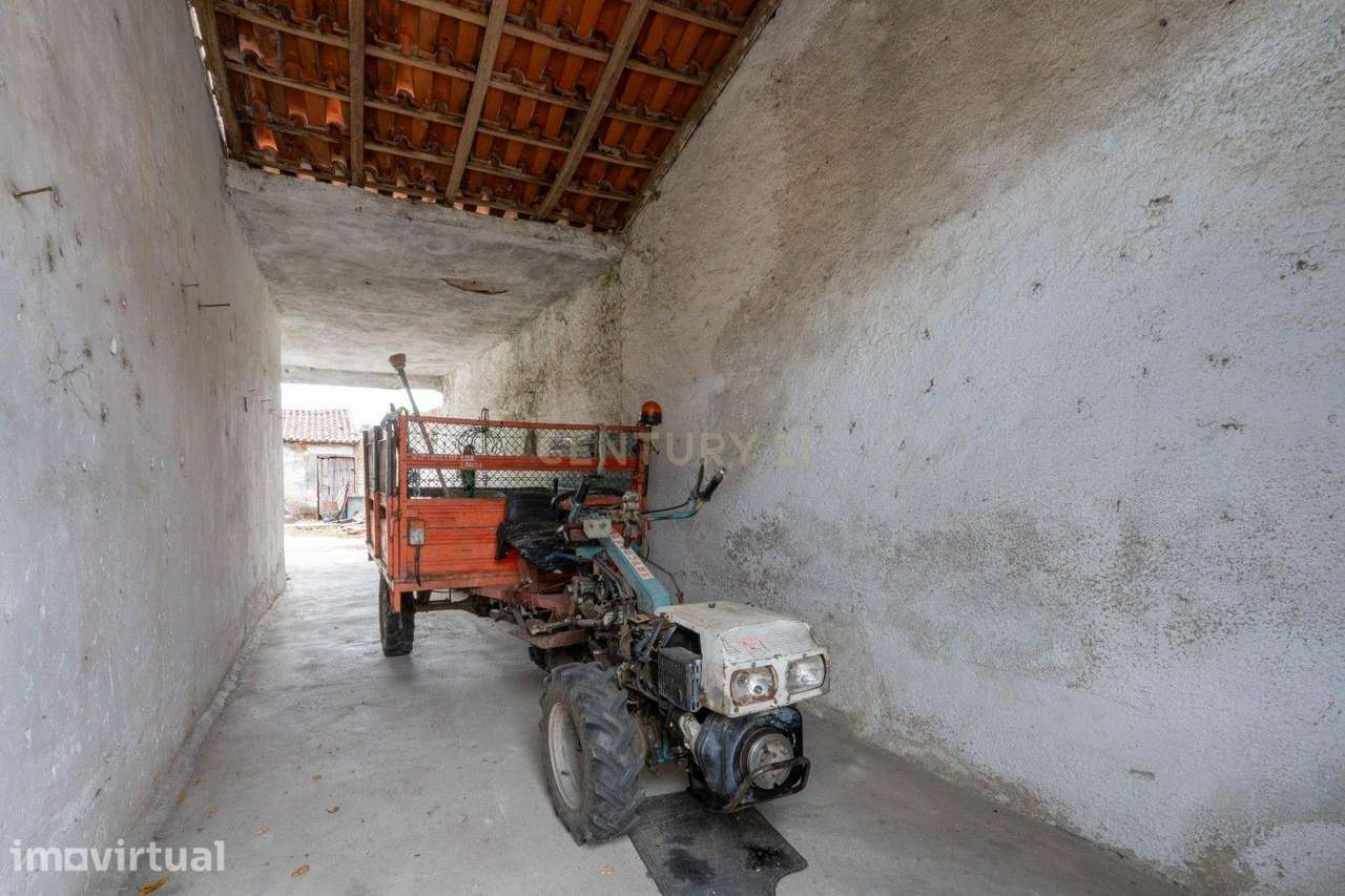 Oportunidade em Lousã: Casa para Recuperar com 3 Quartos - Grande imagem: 5/52