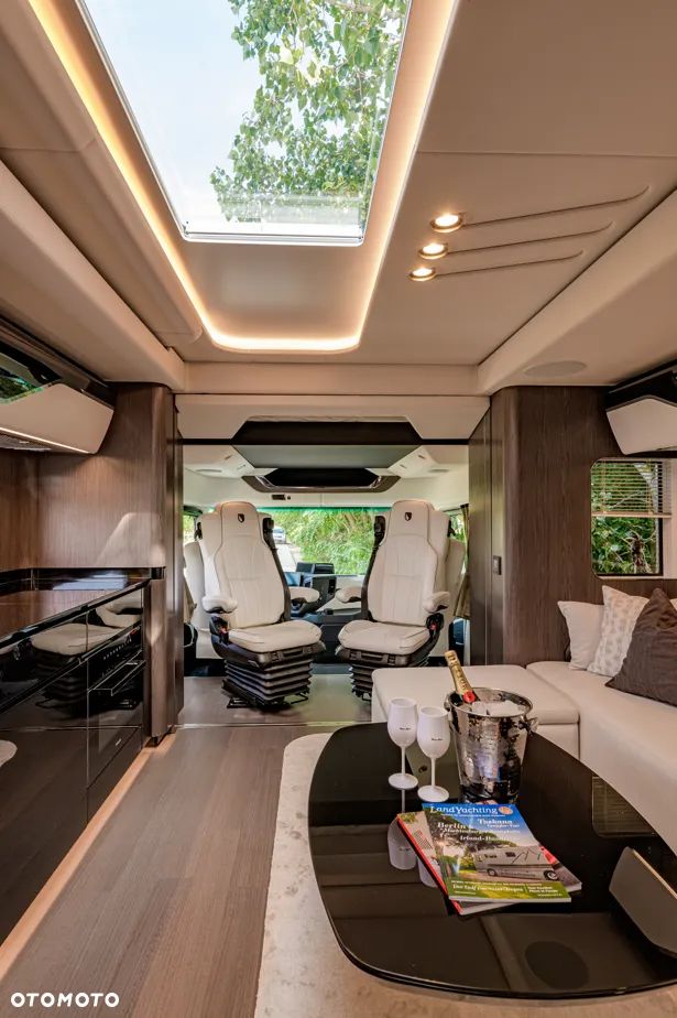Dembell Land Yacht Prime - 38