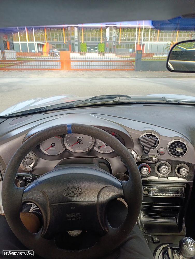 Hyundai Coupe 1.6 16V FX - 10