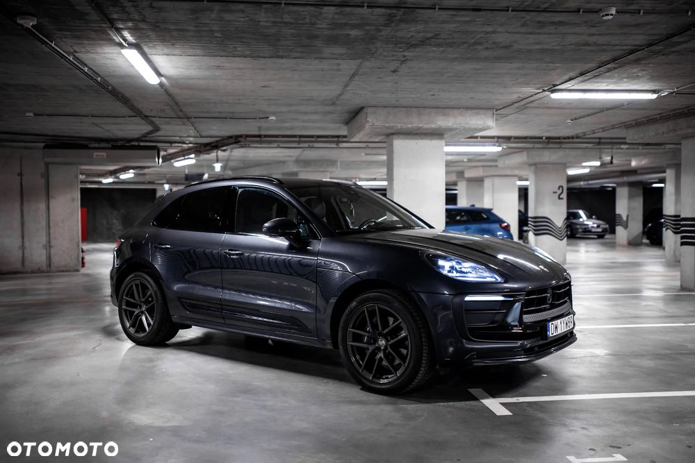 Porsche Macan T - 1