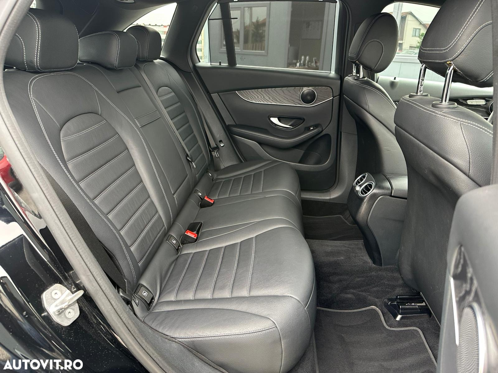 Mercedes-Benz GLC 250 d 4Matic 9G-TRONIC Exclusive - 27