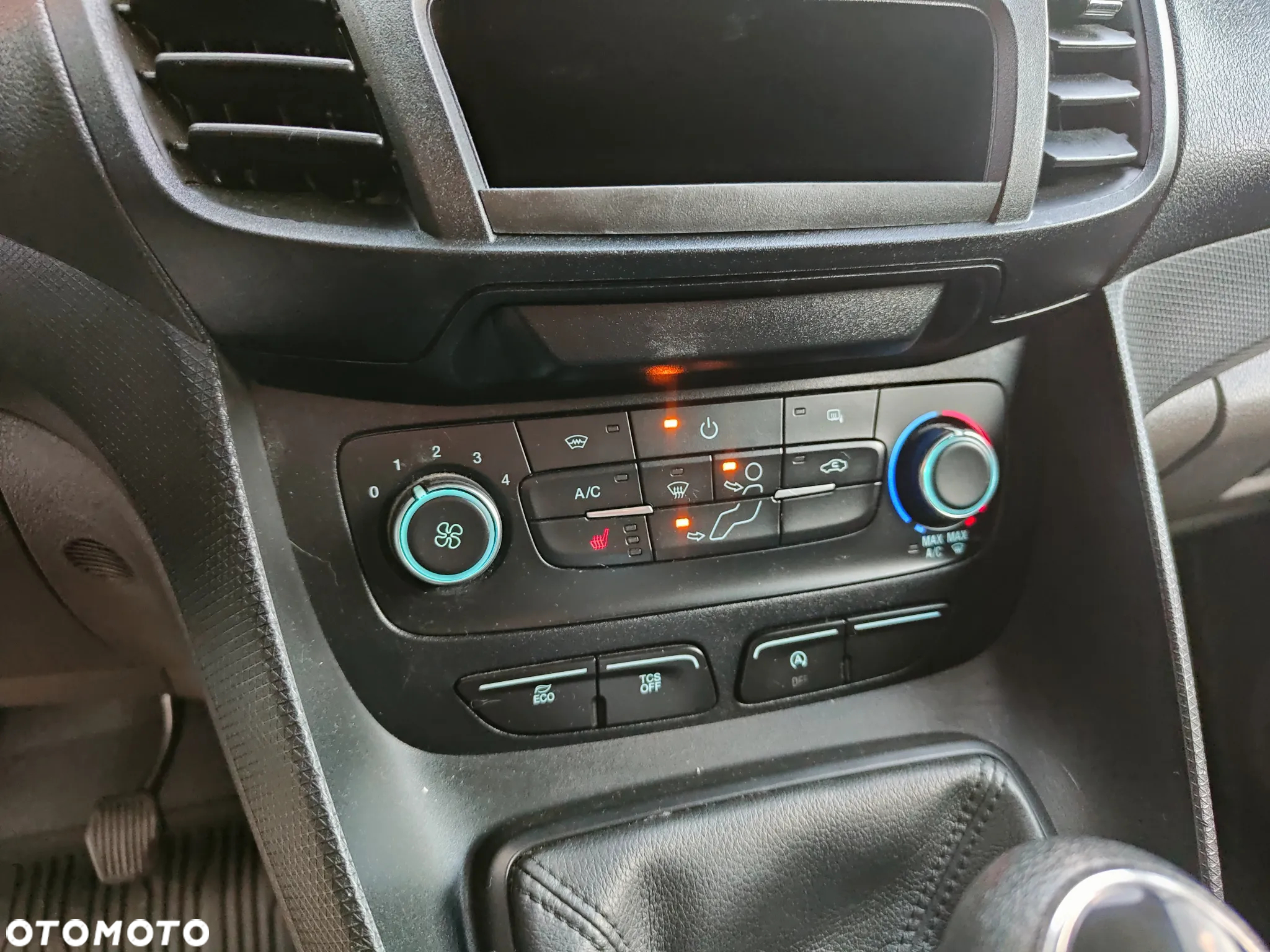Ford Transit - 19