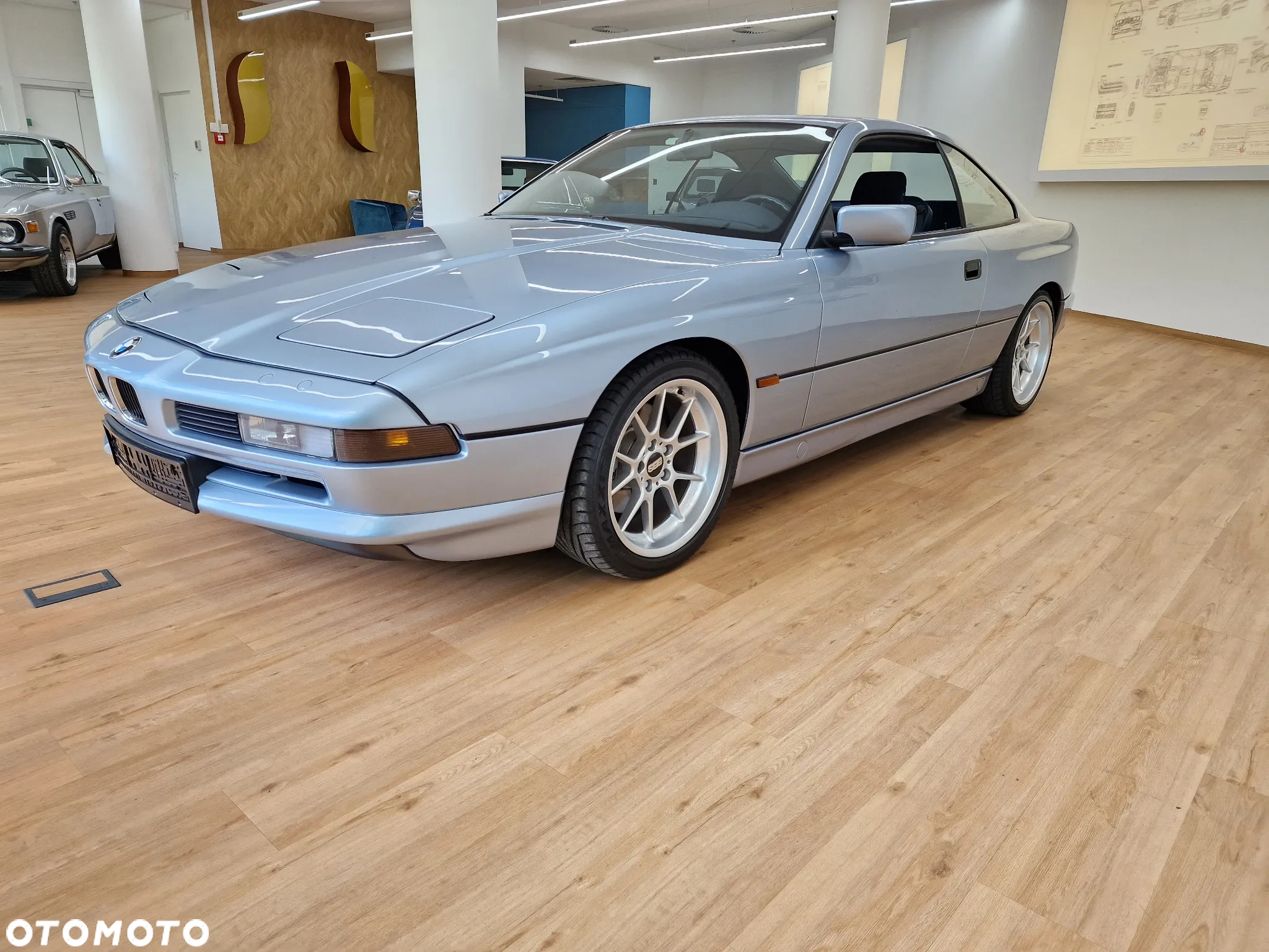 BMW Seria 8 - 3