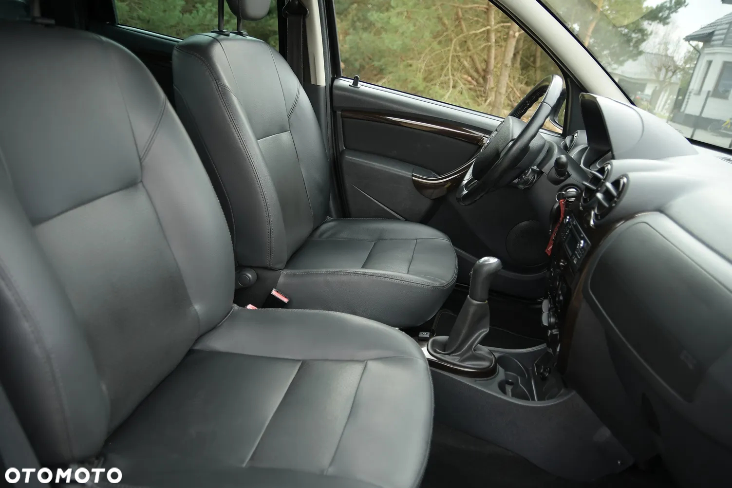 Dacia Duster 1.6 - 18