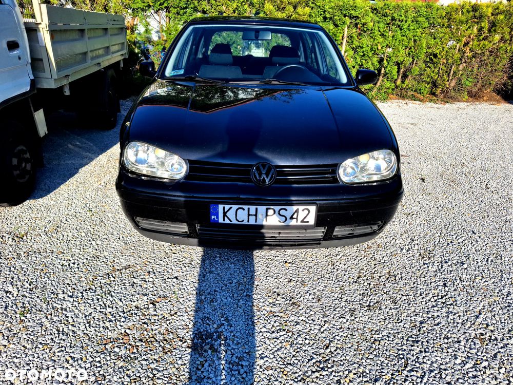 Volkswagen Golf - 9