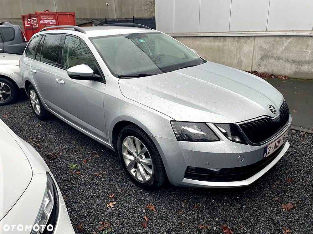Skoda Octavia 1.6 TDI Ambition - 38