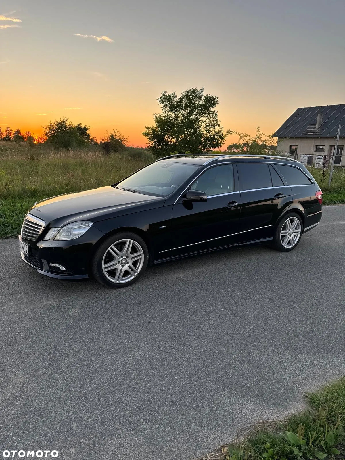 Mercedes-Benz Klasa E 350 CDI 4-Matic BlueEff Avantgarde - 3