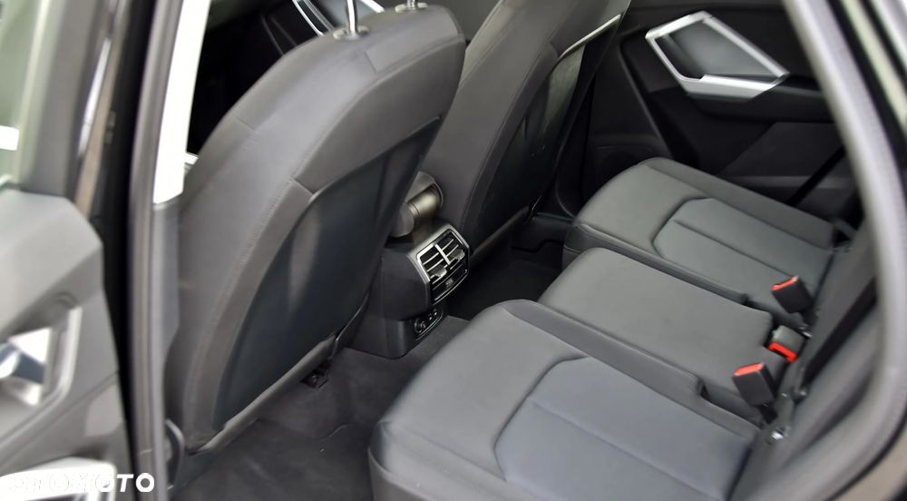 Audi Q3 35 TFSI S tronic - 18