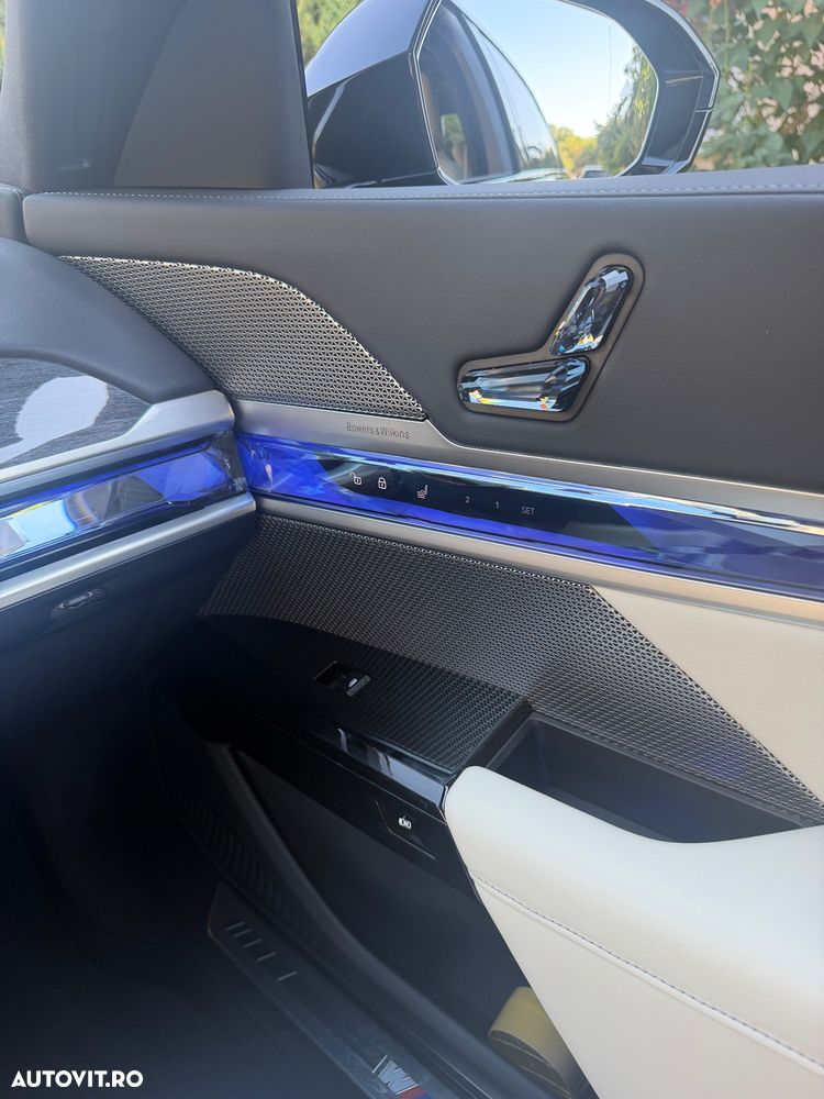 BMW Seria 7 - 10