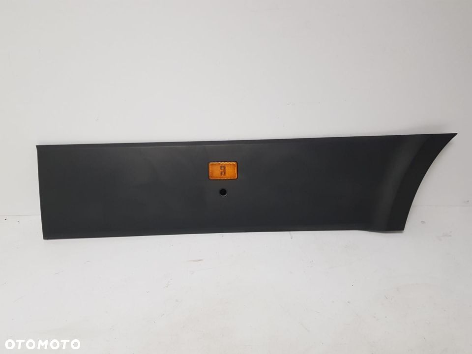 VW CRAFTER 2 II MAN TGE 17- LISTWA LEWA BOCZNA NAKŁADKA LAMPKA POD CZUJNIK PDC 7C3853535 - 2
