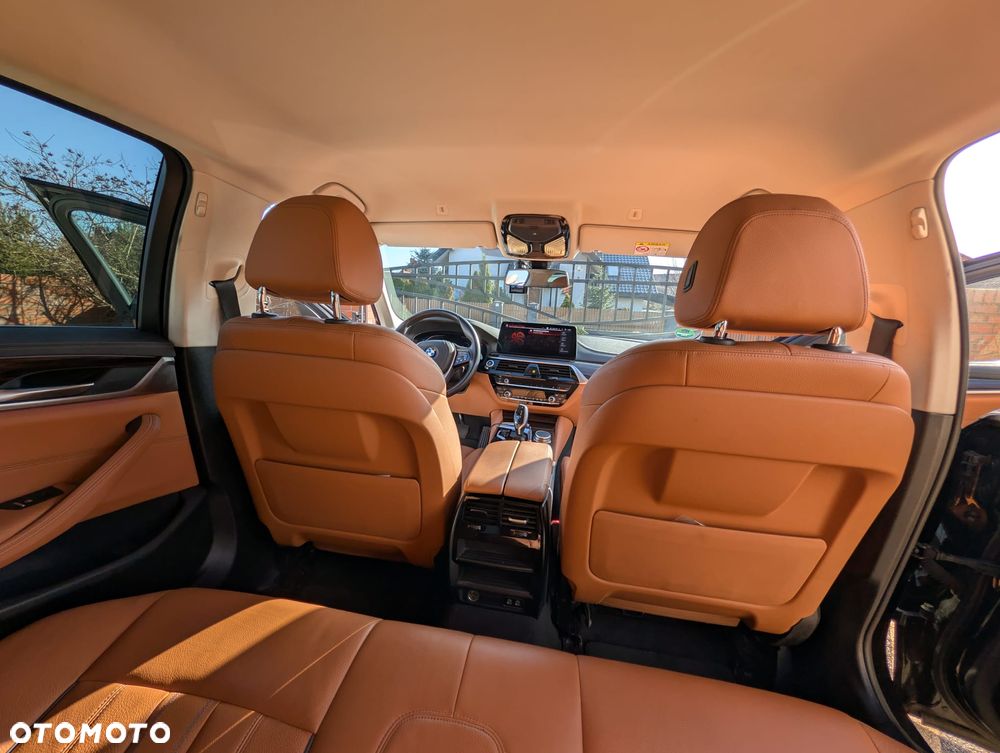 BMW Seria 5 520d xDrive MHEV Luxury Line - 10