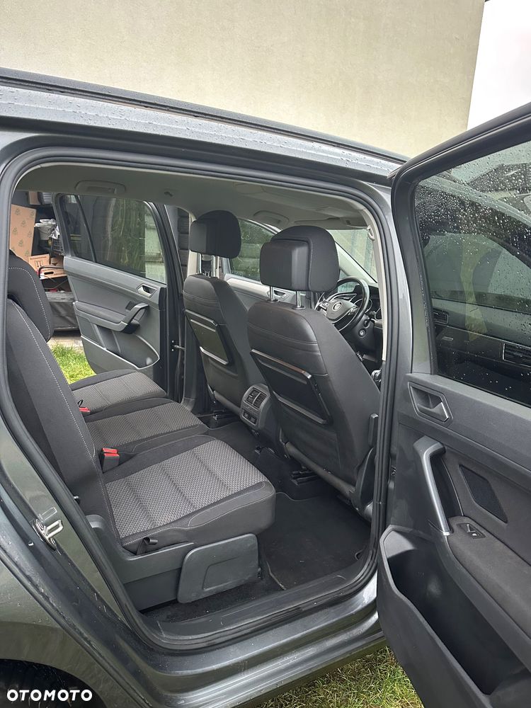 Volkswagen Touran 2.0 TDI SCR (BlueMotion Technology) DSG Comfortline - 17