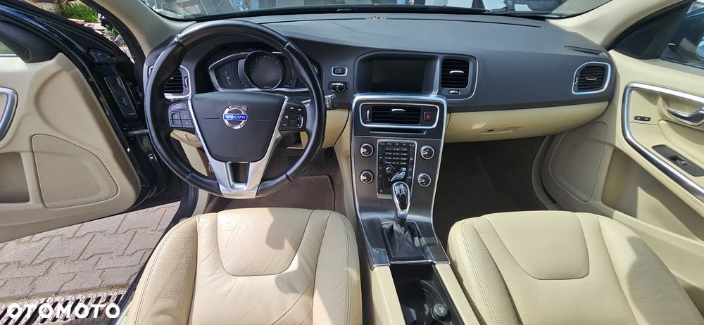 Volvo S60 2.5 T5 - 5
