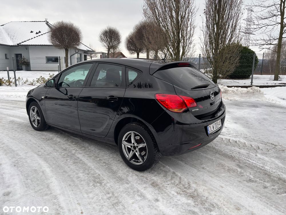 Opel Astra 1.4 EcoFLEX Edition - 4