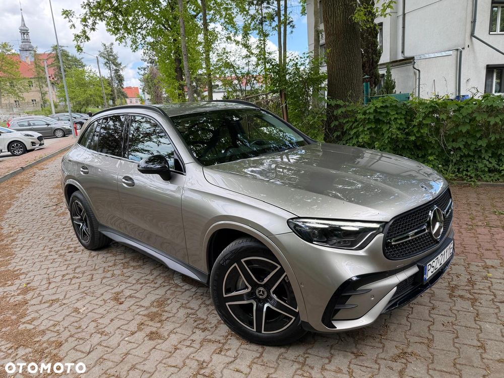 Mercedes-Benz GLC 300 de 4-Matic AMG Line - 38