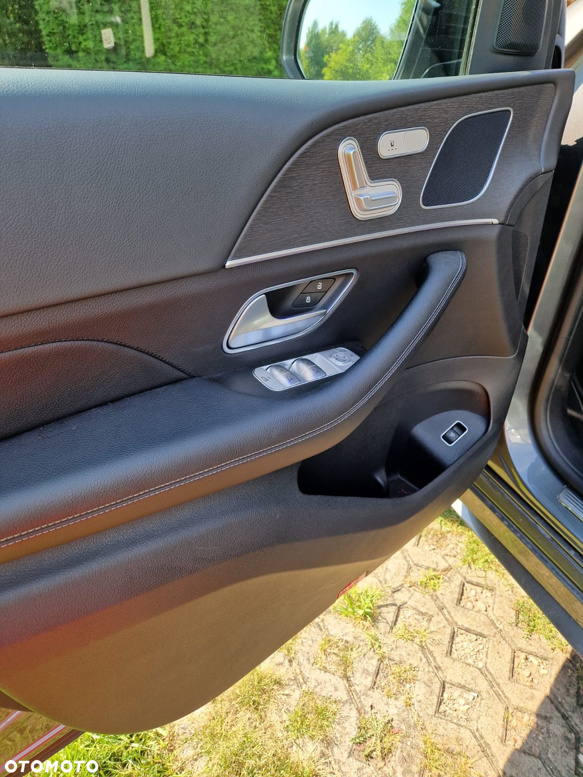 Mercedes-Benz GLE 300 d 4-Matic - 12