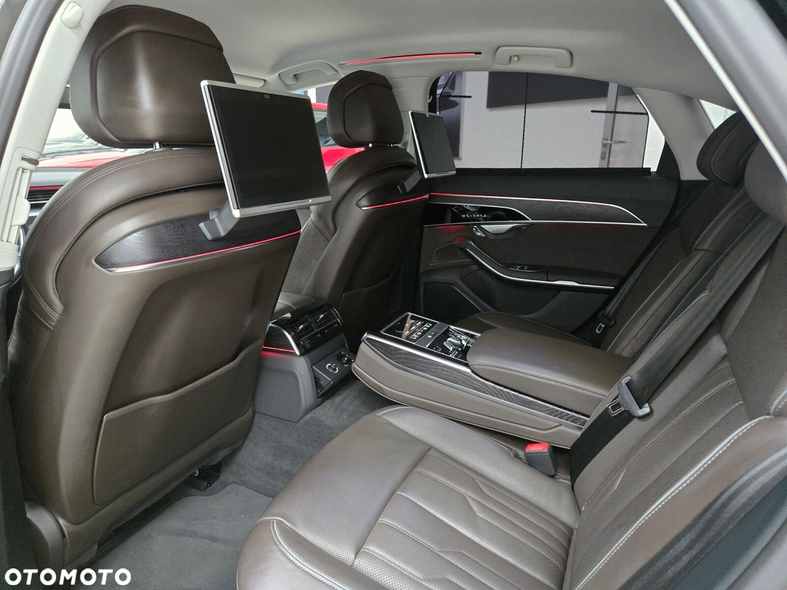 Audi A8 - 11