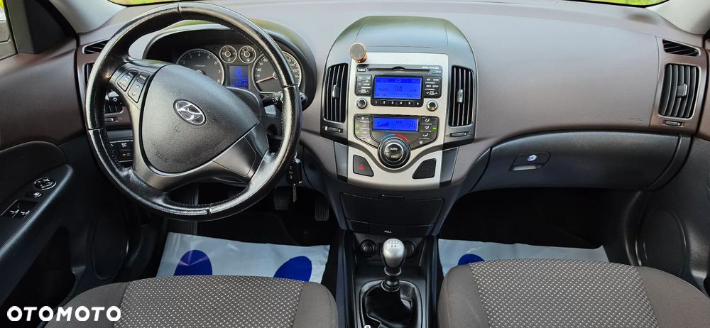 Hyundai i30 - 30