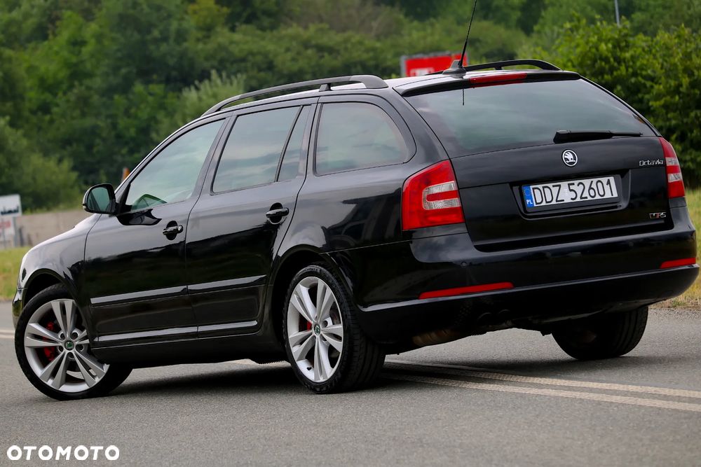 Skoda Octavia 2.0 TDI DPF RS DSG - 35
