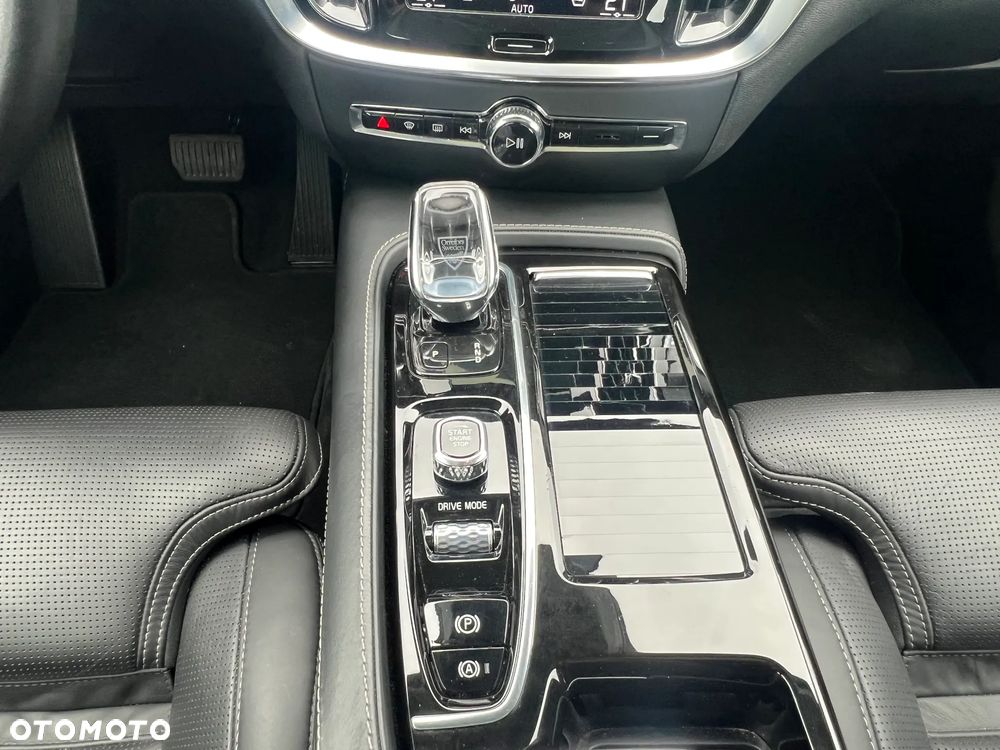 Volvo V60 T6 AWD Recharge Geartronic Inscription Expression - 20