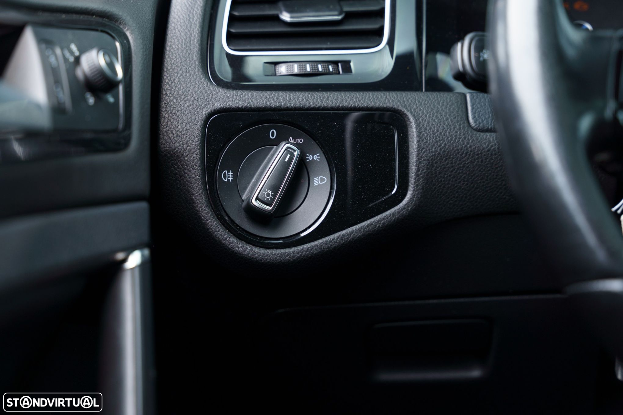 VW Golf 2.0 TSI R DSG - 25