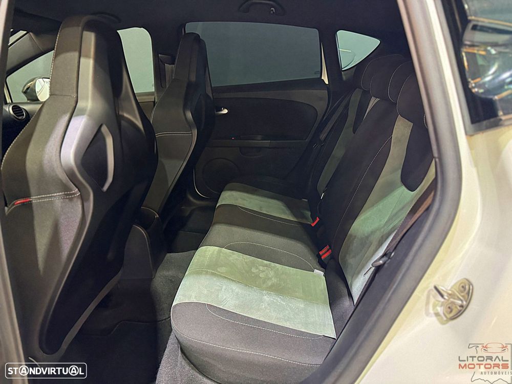 SEAT Leon 2.0 TSI Cupra R - 17