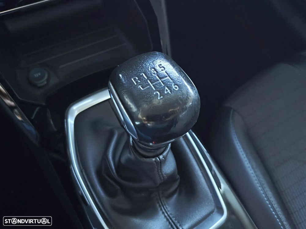 Peugeot 208 1.2 PureTech Allure Pack - 21