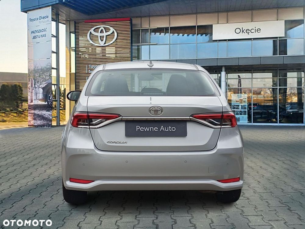 Toyota Corolla - 5