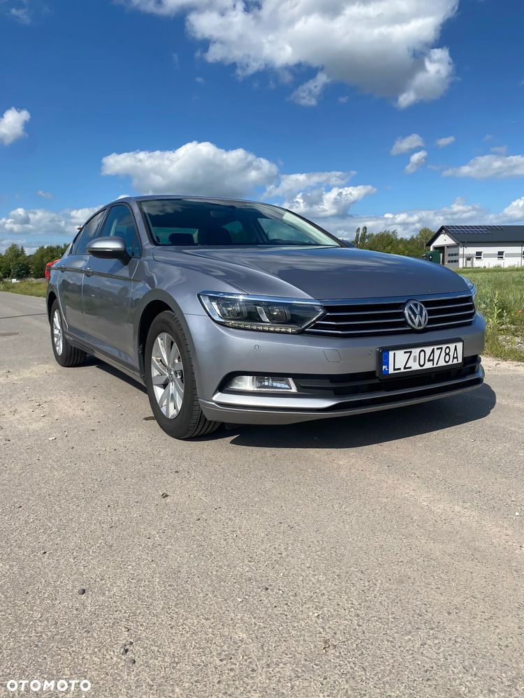 Volkswagen Passat 1.6 TDI BMT Trendline - 1