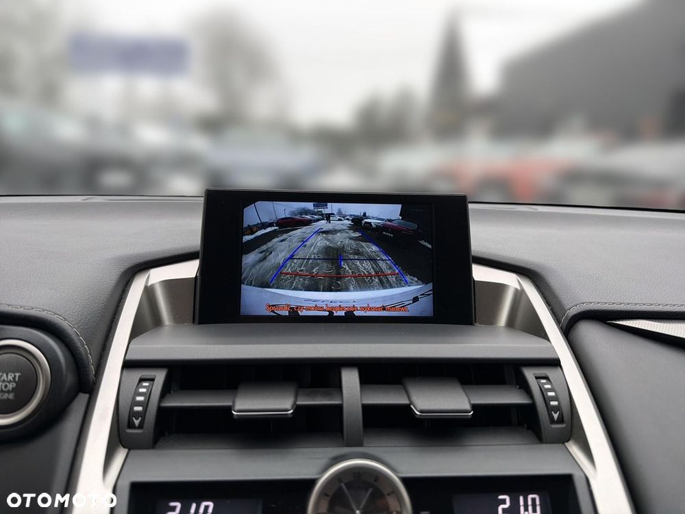 Lexus NX 200t Comfort AWD - 21