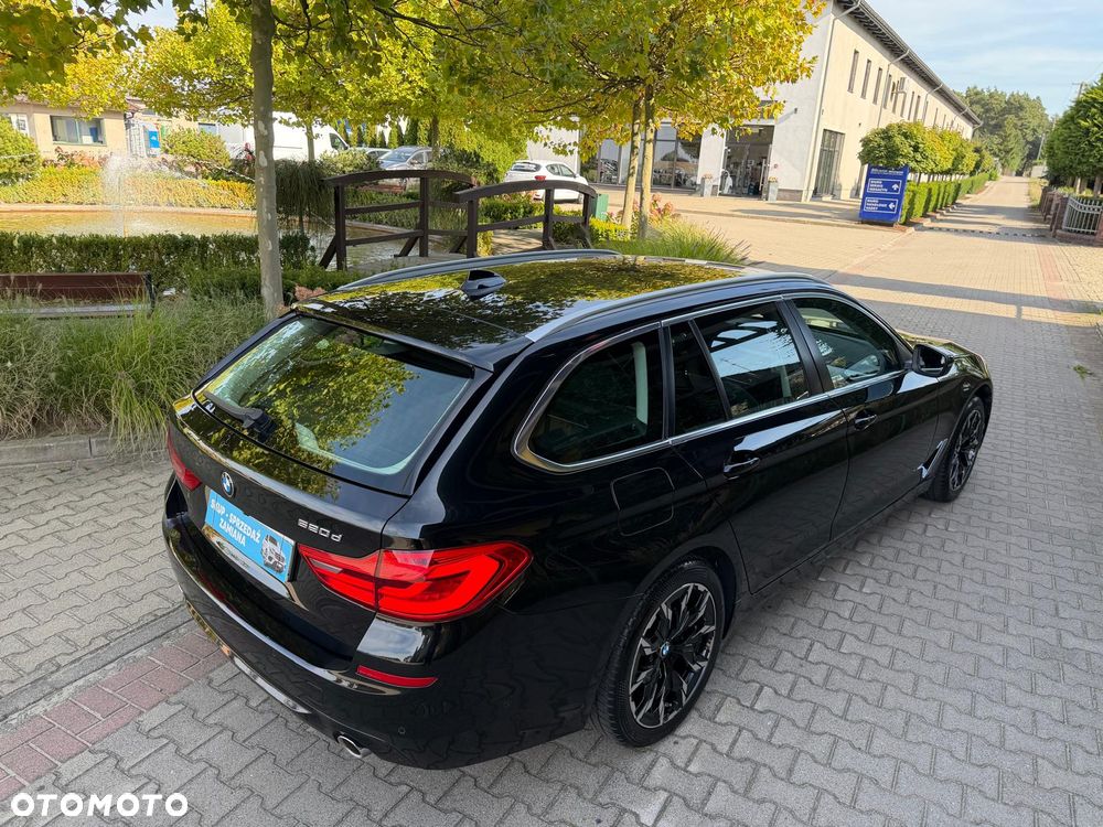 BMW Seria 5 520d Luxury Line - 22
