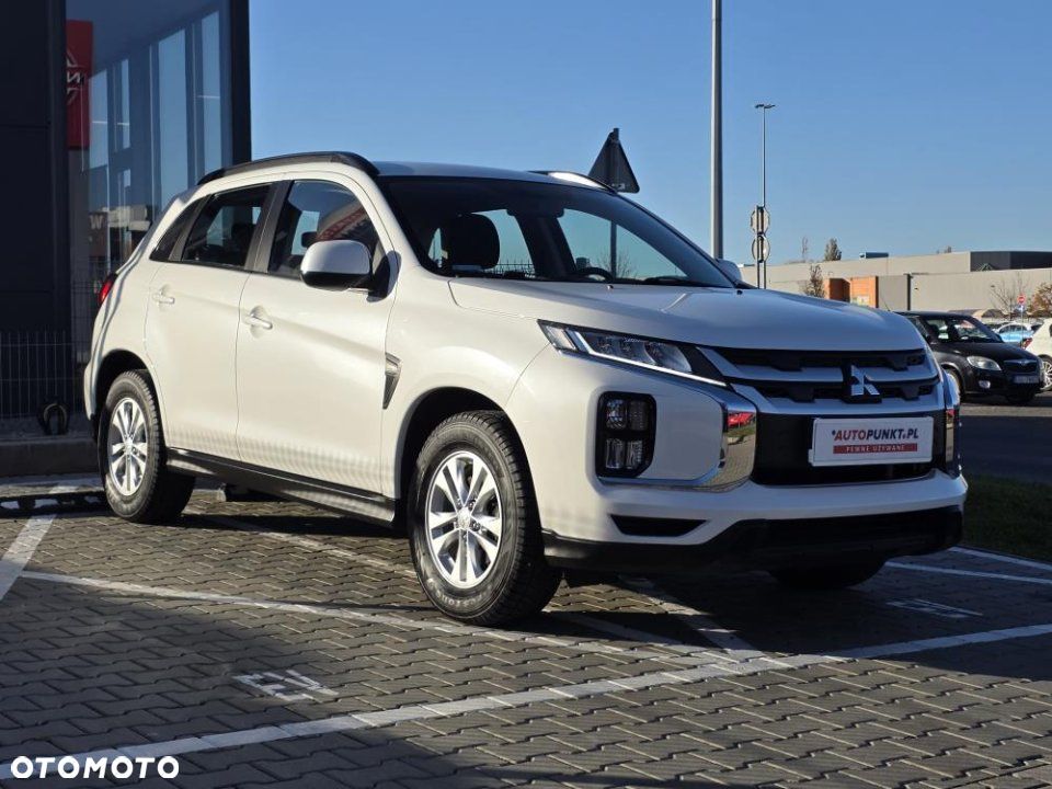 Mitsubishi ASX - 15