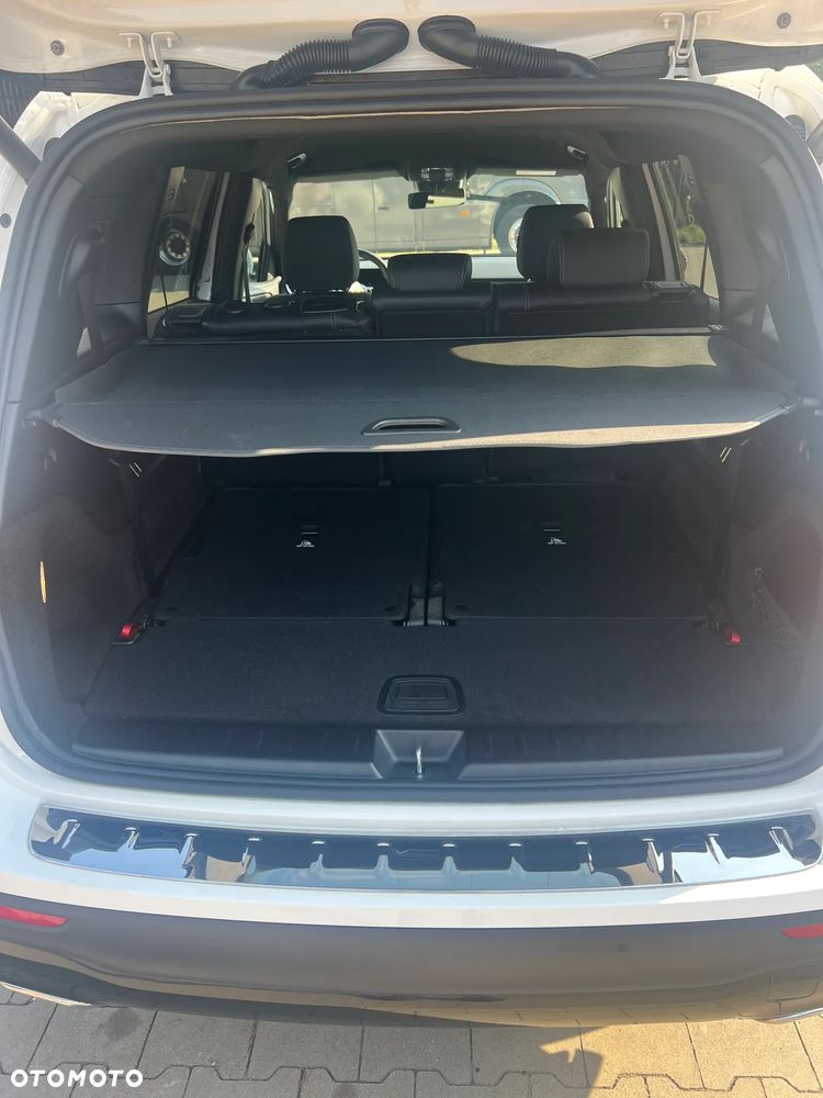 Mercedes-Benz GLB - 12