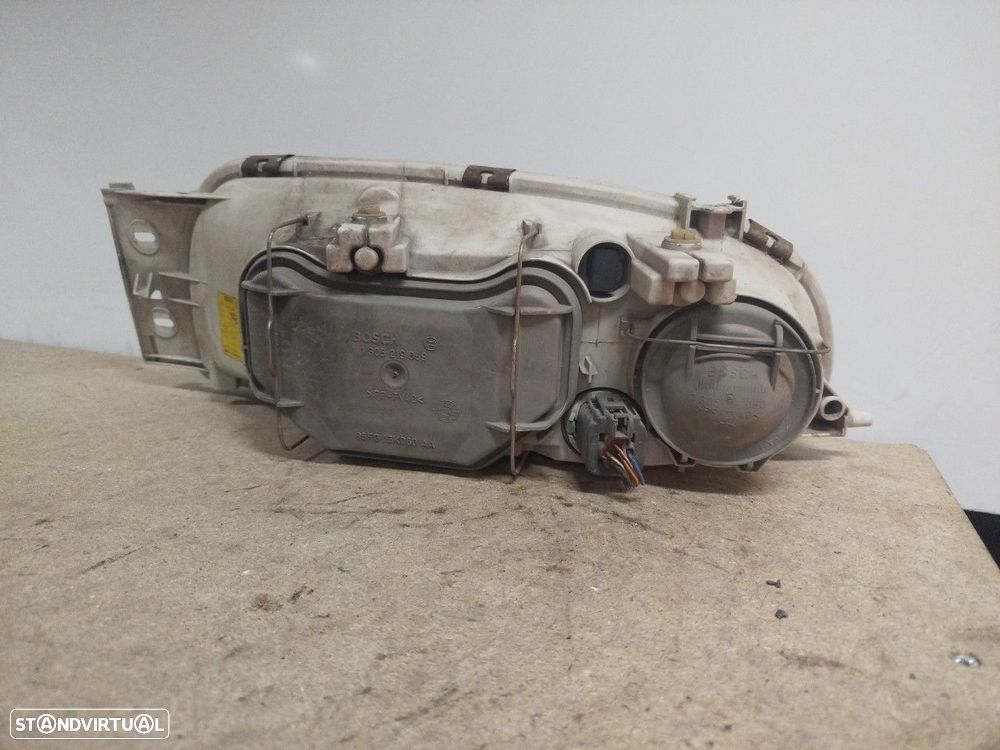 Farol/ Otica Dianteiro Dto Ford Fiesta Iv (Ja_, Jb_) - 2