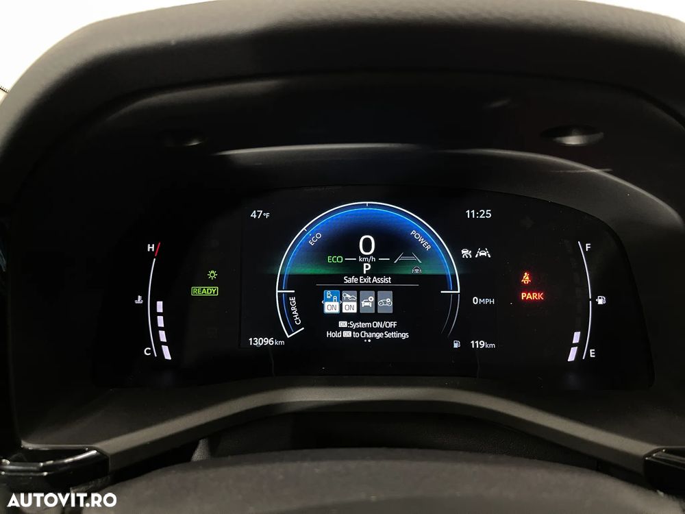 Toyota Camry 2.5 Business - 25