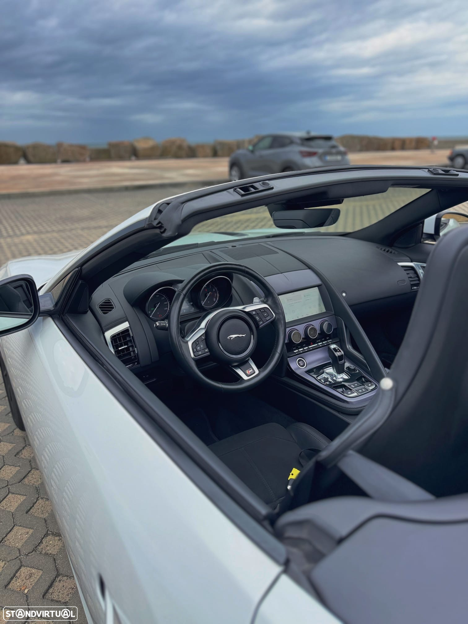 Jaguar F-Type 2.0 i4 - 4