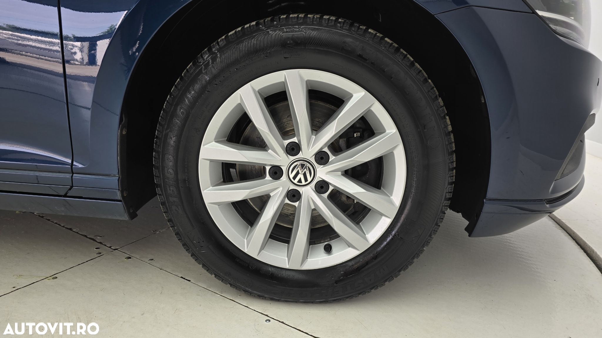 Volkswagen Passat 1.5 TSI ACT DSG Comfortline - 23