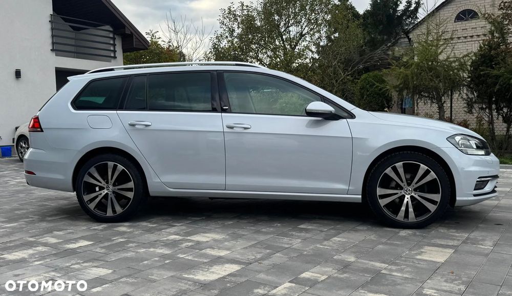 Volkswagen Golf 1.6 TDI SCR DSG Comfortline - 8