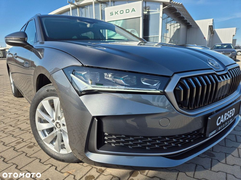 Skoda Superb 2.0 TDI SCR 4x4 Edition 130 DSG - 9