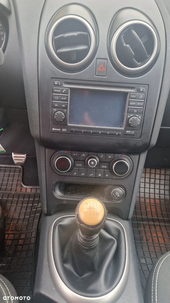 Nissan Qashqai+2 - 13