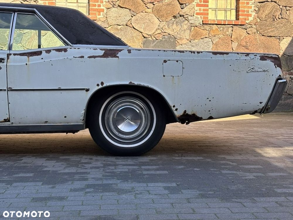 Lincoln Continental - 26