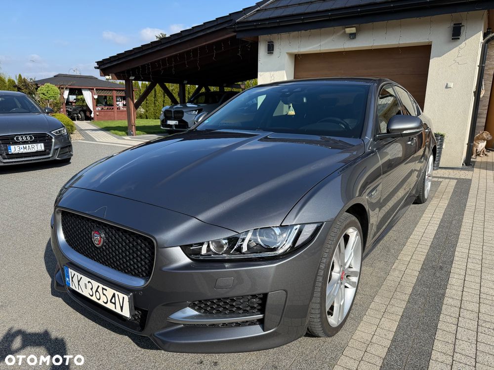 Jaguar XE 20d AWD R-Sport - 2